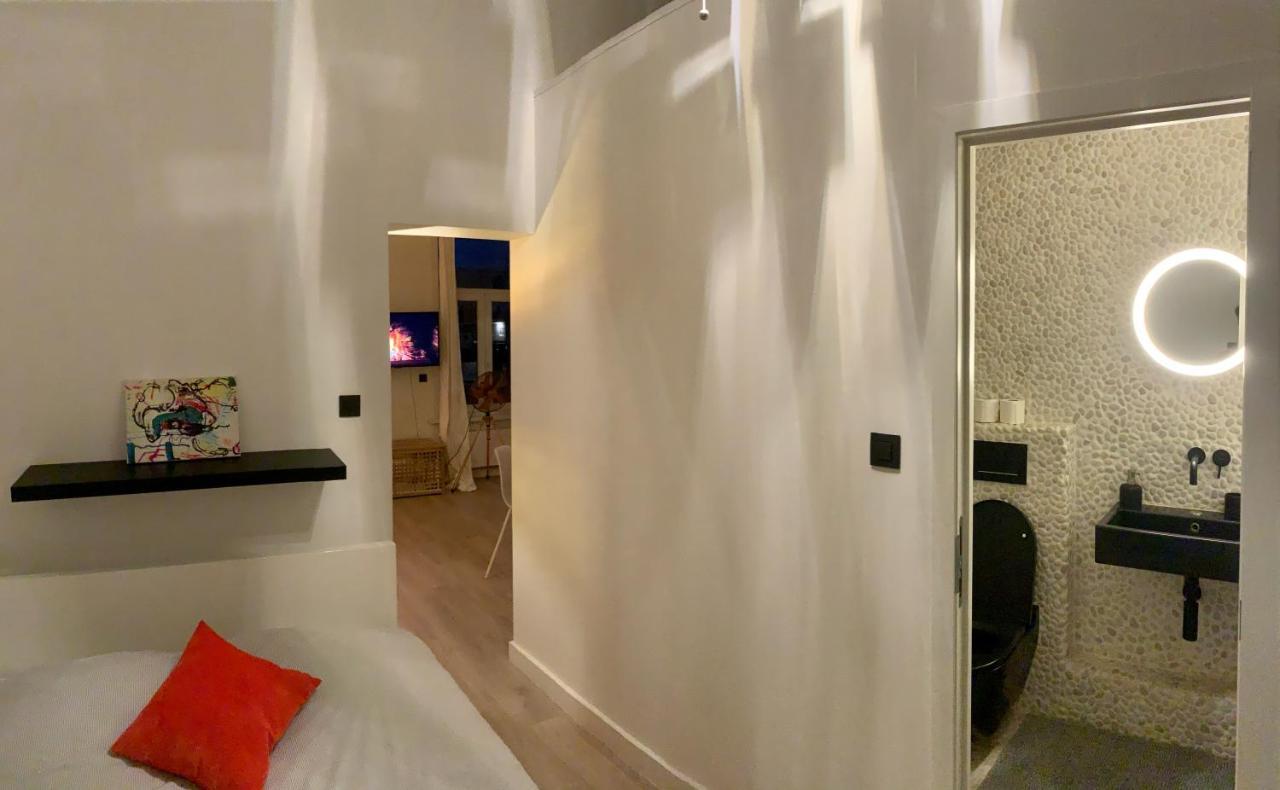 Sleep Inn - Black And White Modern Flat With Cityview Antwerpen Exterior foto