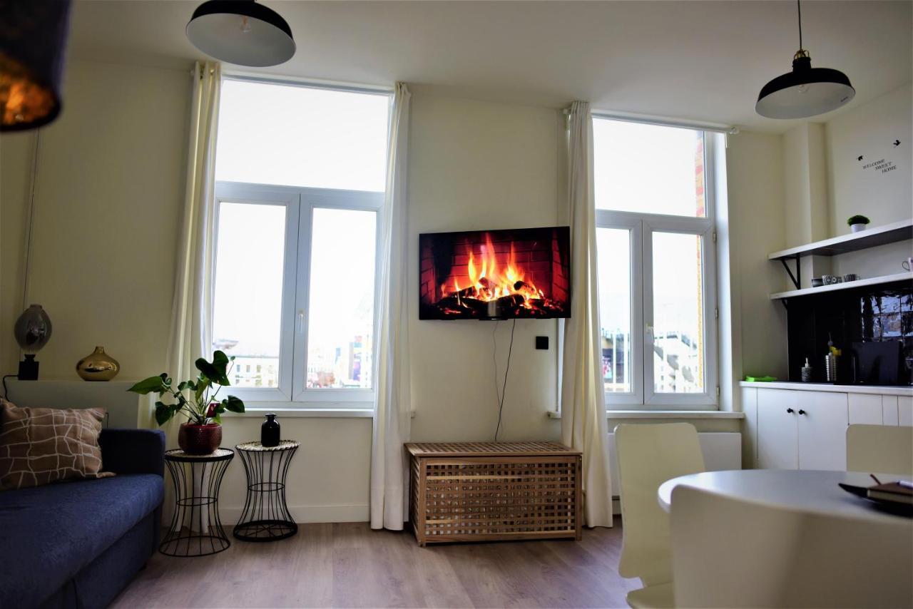 Sleep Inn - Black And White Modern Flat With Cityview Antwerpen Exterior foto